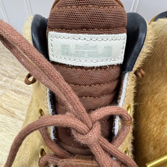 Nike‎ Lebron Brown Lifestyle Sneakers Lions Mane Mens  7.5 main image 9